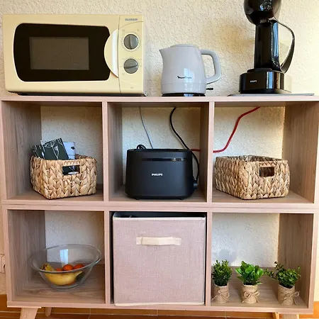 T3 Climatise Pour 4 A 6 Personnes Proche En Corse *