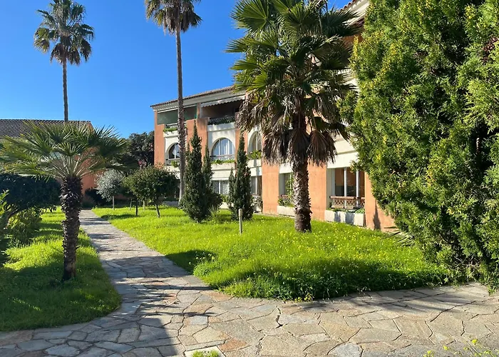 T3 Climatise Pour 4 A 6 Personnes Proche En Corse Appartement