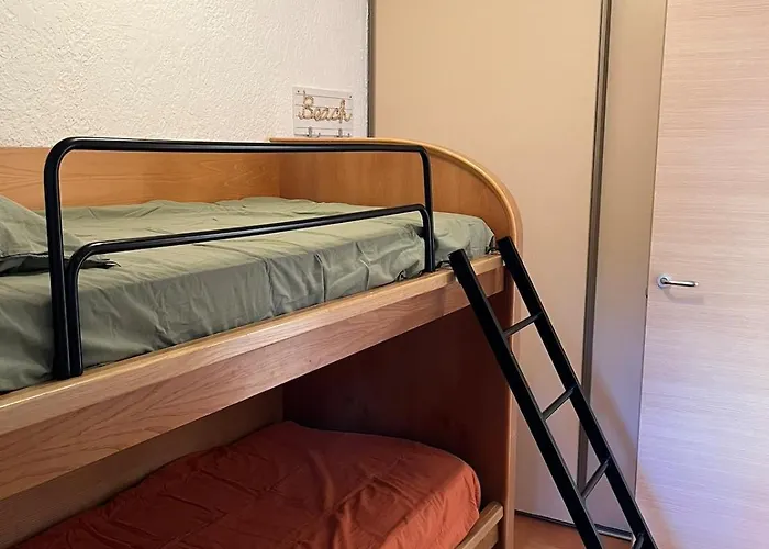 T3 Climatise Pour 4 A 6 Personnes Proche En Corse Appartement Linguizzetta