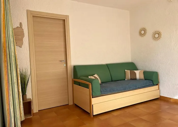 Appartement T3 Climatise Pour 4 A 6 Personnes Proche En Corse