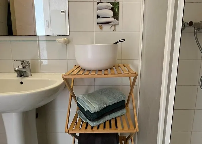 T3 Climatise Pour 4 A 6 Personnes Proche En Corse Appartement Linguizzetta